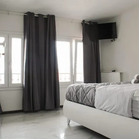 La Rosa Dei Pepoli Guest house 3*