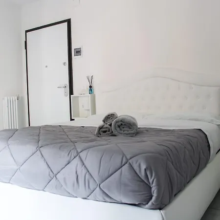 La Rosa Dei Pepoli Guest house 3*