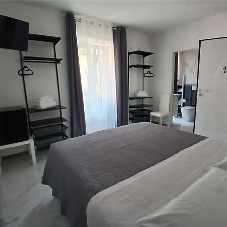 La Rosa Dei Pepoli Affittacamere 3*