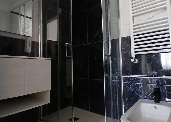 Pensjonat La Rosa Dei Pepoli 3*